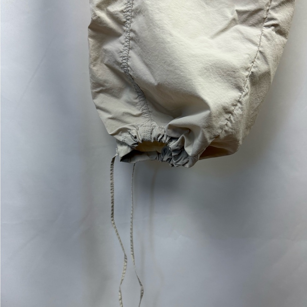 H&M Cream Parachute Cargo Pants XS Drawstring Lightweight Utility - Picture 10 of 14